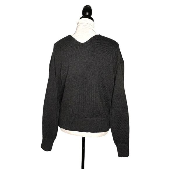 Velvet by Graham & Spencer V-Neck Oversized Sweater Black Size Small - Picture 4 of 9